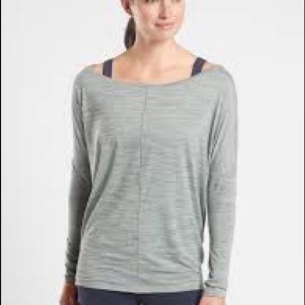 Athleta Tops Flow Essence Top